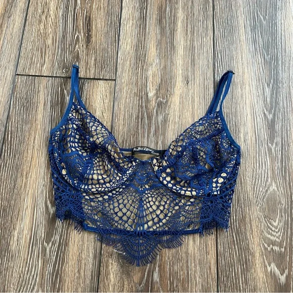 For love and lemons skivvies bat your lashes underwire lace bra blue - Picture 2 of 5